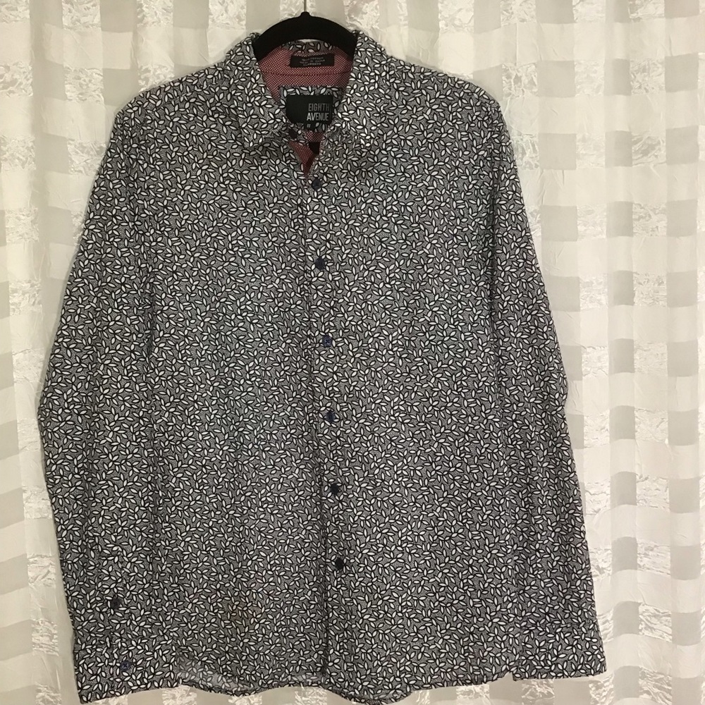 Eighth Avenue Navy Blue & Cream Button Up Blouse with Deep Red & Cream Accents